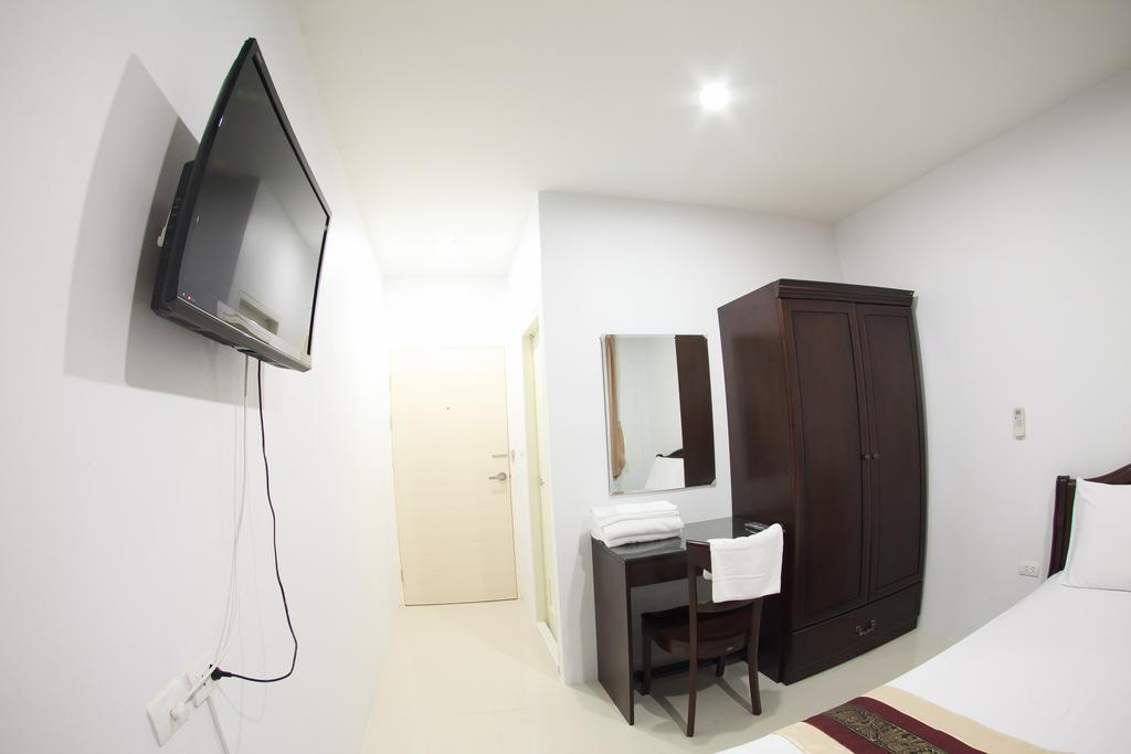 Su 22 Hotel Bangkok Buitenkant foto