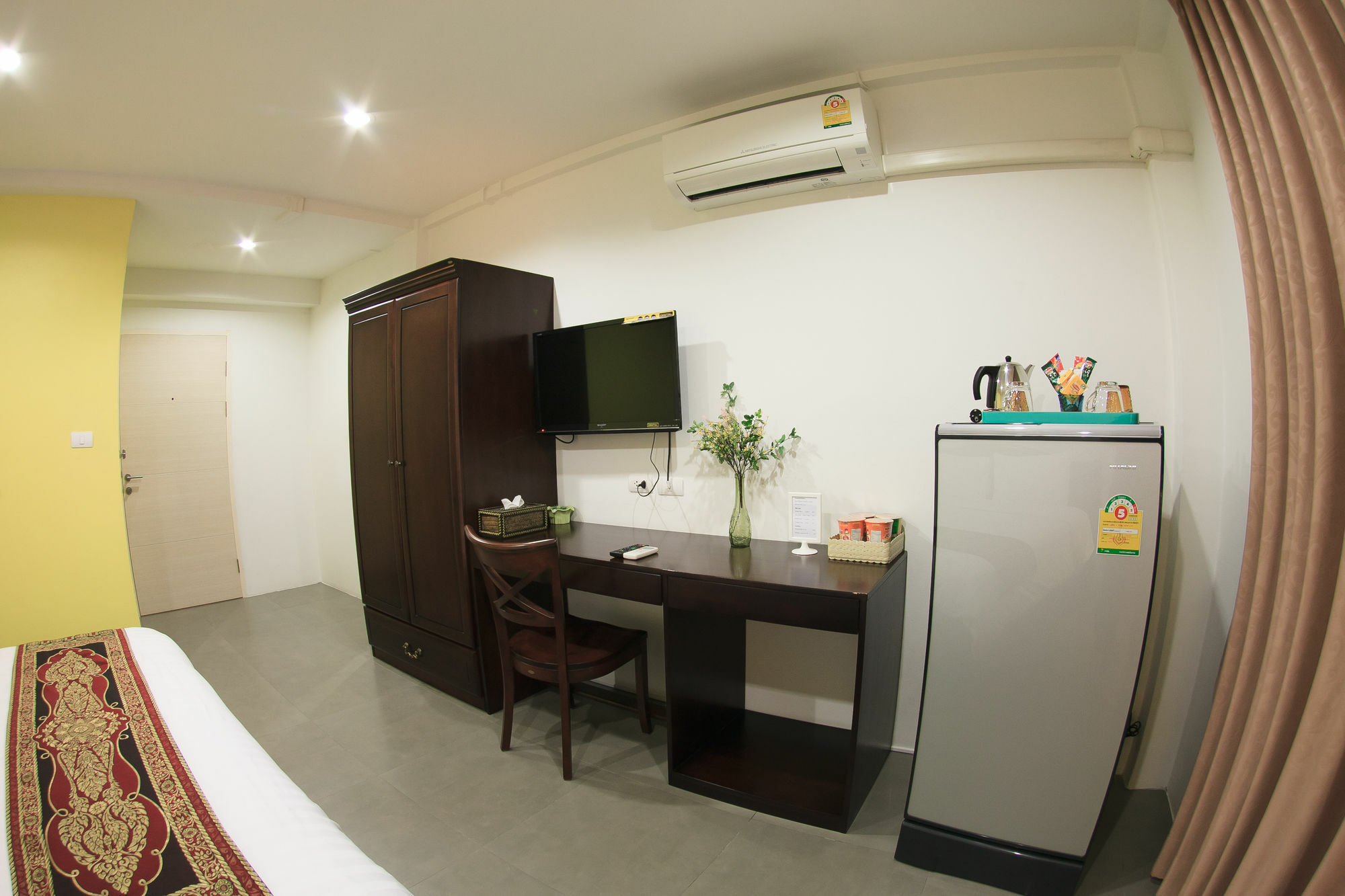 Su 22 Hotel Bangkok Buitenkant foto